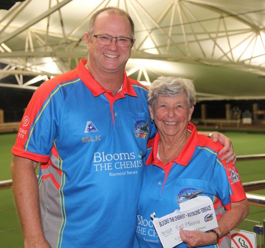 Above: Winners of Blooms the Chemist Mixed Pairs Pat Skinner and Jason Stokes, (sub for Shane Evans final night).